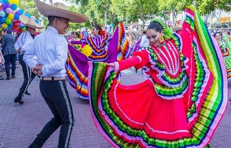  Il Duranguito Fest è una festa Mexicana che celebra l'anima di Durango! 